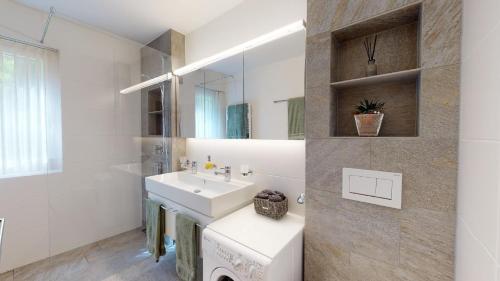 Funtauna B38 tesisinde bir banyo