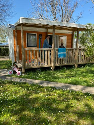 Taman di luar Camping Le Royan