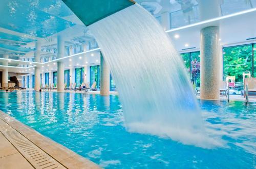 PORTY b103 Nadmorskie Tarasy pool sauna parking