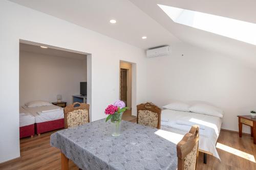 Gallery image of Country House Pansion in Cavtat