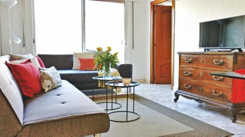 Ascot by Bizflats Terrace Apartment near l'Auditori