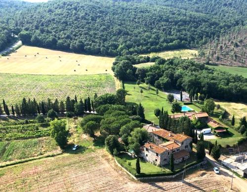 Pohľad z vtáčej perspektívy na ubytovanie Agriturismo Il Chiassale