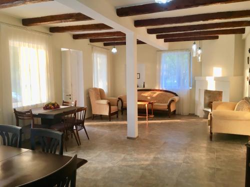 Posezení v ubytování Martv'Elle Boutique Guesthouse