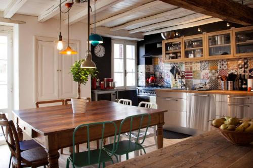 A kitchen or kitchenette at Casa Fabbrini Boutique B&B