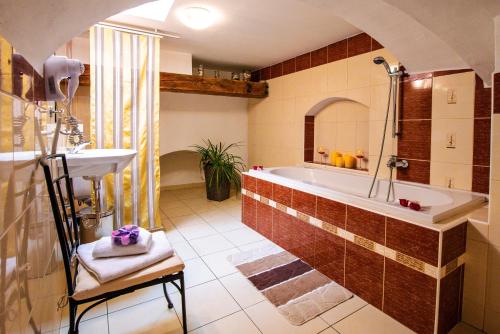 Et badeværelse på Ubytování u BÍLÉ PANÍ