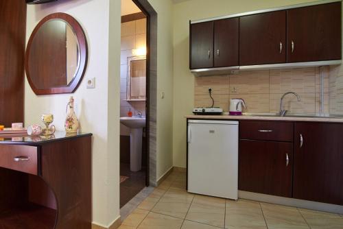 A kitchen or kitchenette at Fotini House