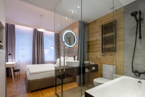 Koupelna v ubytování Pytloun Wellness Hotel Harrachov
