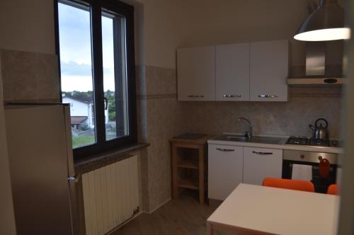Dapur atau dapur kecil di V12 Apartments - Trecate