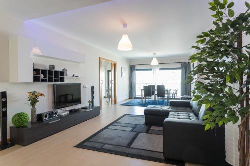 Rocha Prime Residence 50m from beach with Garage