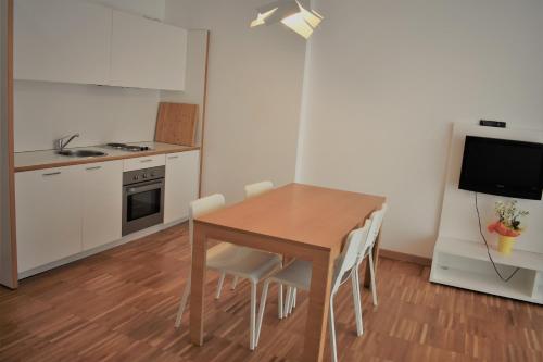Η κουζίνα ή μικρή κουζίνα στο Residence SchioHotel