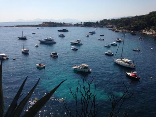 Coup de coeur! Vue mer! Terrasse dangle! photo 16