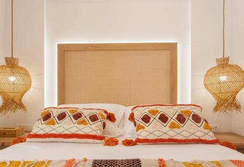Blue Jasmine Apartments