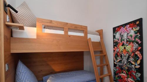 Una cama o camas en una habitación de DER OCHSEN