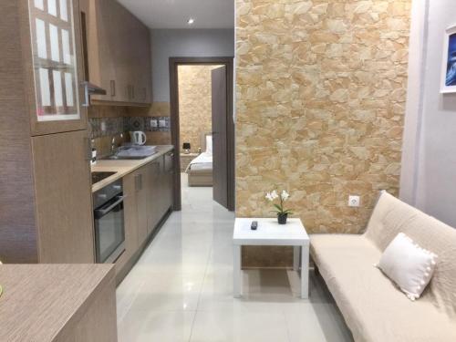 6-Stylish mini-suite for 4 people in central Rhodes!