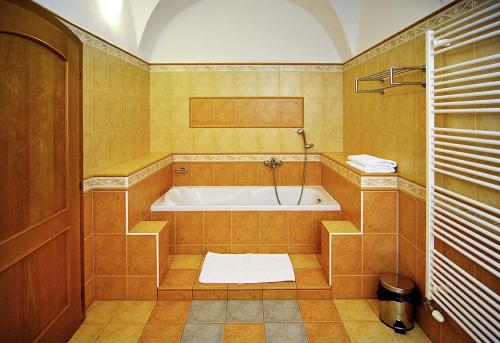 Kúpeľňa v ubytovaní Kastiel Lucivna