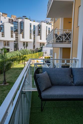 Garden Hill Apartment