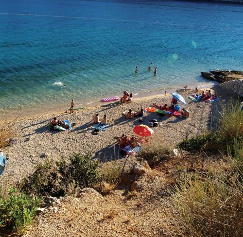 Fotografie z fotogalerie ubytování Villa Papalina 3 v destinaci Barbat na Rabu