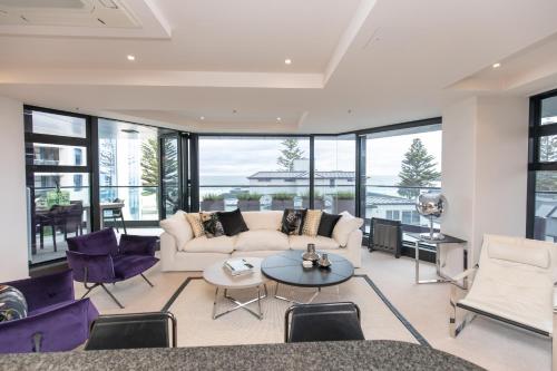 Gallery image of Mt Maunganui Main Beach Luxury with Seaviews in Tauranga