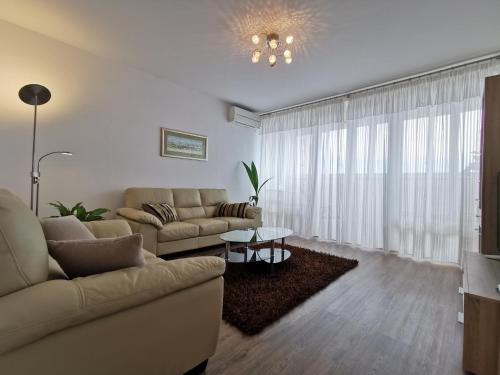 Foto dalla galleria di Kvarner Sea View Apartment Rijeka a Fiume (Rijeka)
