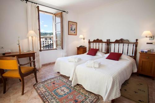 Cama ou camas em um quarto em Juma Historic Hotel