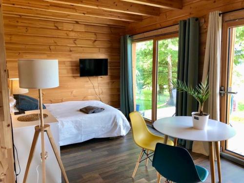 Postel nebo postele na pokoji v ubytování Studio-Mazot de charme 26 m2 Parc Chartreuse