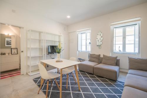 Coleginho Apartment