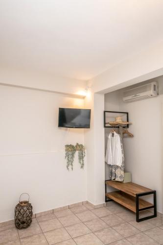 Gallery image of Porto Vidali in Agios Ioannis Tinos