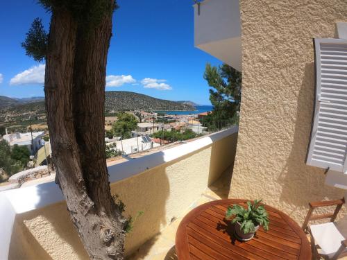 Gallery image of Treehouse Holiday Homes in Ermioni