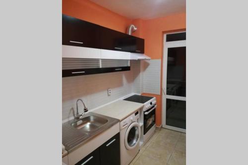 2 bed apartment Black Sea Hotel