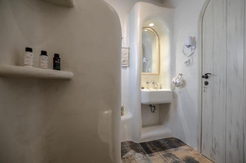 Ένα μπάνιο στο Honey & Cinnamon Luxury Suite