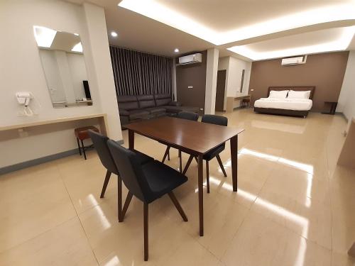 Postel nebo postele na pokoji v ubytování Zleep D Hotel