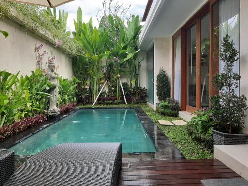 Kolam renang di atau dekat dengan The Satya Villa