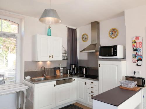 Photo de la galerie de l'établissement Apartment Le Clos du Port 1 by Interhome, à Saint-Cast-le-Guildo