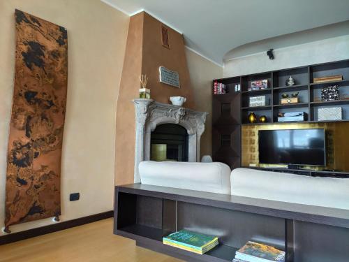 BELLAGIO LAKESIDE APARTMENT photo 2