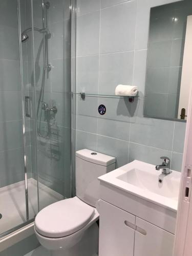 New and Unique Charming Studio at Campolide - 2A