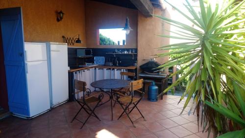 Foto dalla galleria di CASA-CORSA chambre d'hote a Cervione