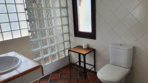 Bathroom sa Hotel Restaurant El Bosc