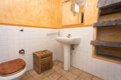Koupelna v ubytování L'Agave, Salina
