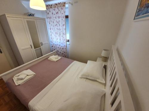 Posteľ alebo postele v izbe v ubytovaní Rustic House Diklo 20m from the sea
