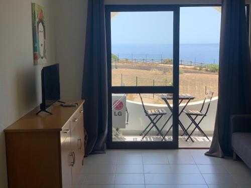 Gallery image of Apartamento em cima da praia - Carvoeiro - Algarve in Poço Partido