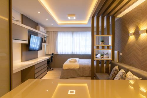 Luxuoso Apto Batel Em Frente Ao Shopping Curitiba - Piscina, Sauna e Academia Menor preço em Luxuoso Apto Batel Em Frente Ao Shopping Curitiba - Piscina, Sauna e Academia
