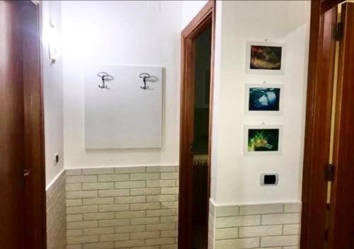 Ένα μπάνιο στο Gallery House