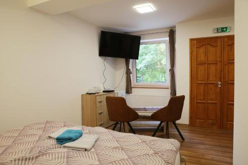 Gallery image of Cserh&aacute;tv&ouml;lgy Panzi&oacute; in Als&oacute;told