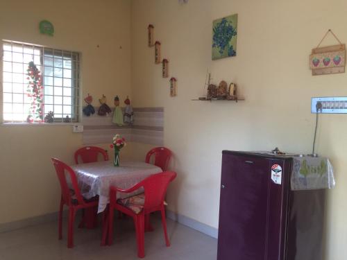 Gallery image of Red House Yoga Center in Mysore
