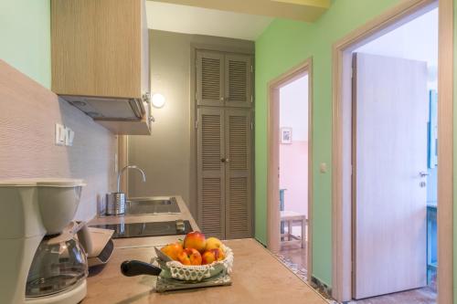 Dimitra's Garden - Holiday Apartments