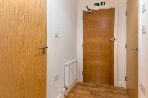Foto dalla galleria di Skyvillion - COZY APARTMENTS in Enfield Town With Free Parking & Wifi a Enfield