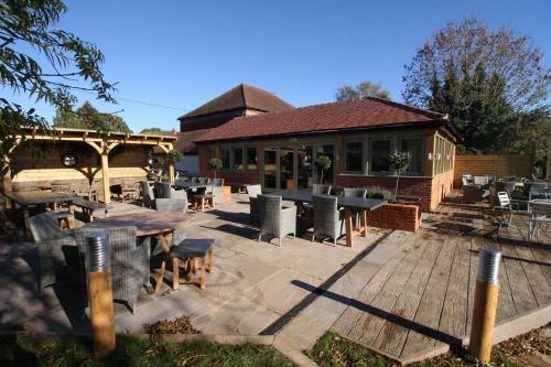 Restoran atau tempat lain untuk makan di The Carpenters Arms