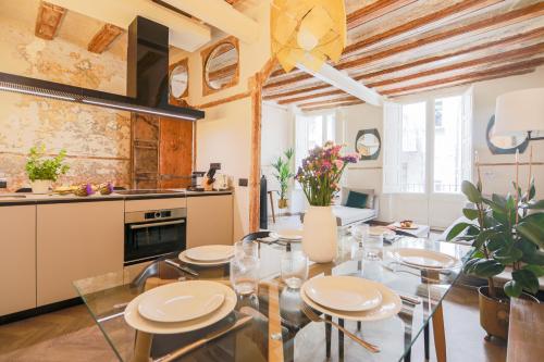 En Ville Boutique Apartments Boqueria Market