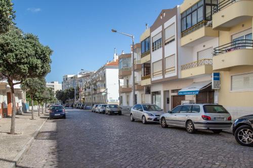 Daniela's Apartment · Brand New Apartment in Costa da Caparica Beach