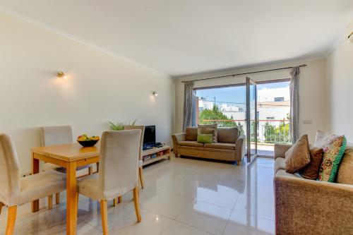 Rooftop Pool Two Bedroom Apartment in Alvor